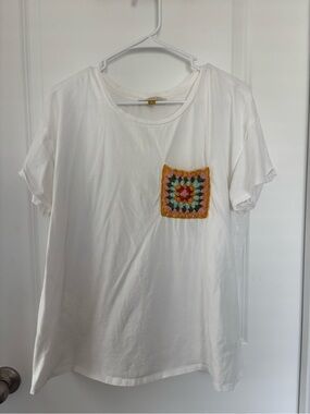 DownEast White Short Sleeve Tee with Colorful Crochet Pocket